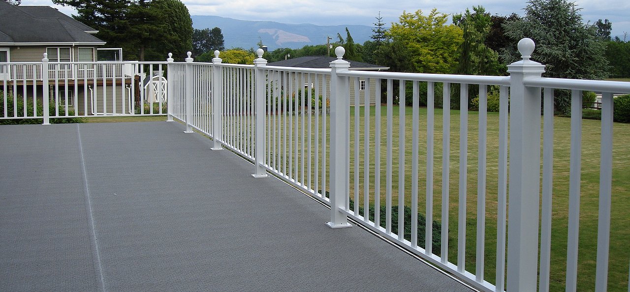 Bagaimana untuk Membersihkan Pagar Logam dengan Betul untuk Prestasi Jangka Panjang？