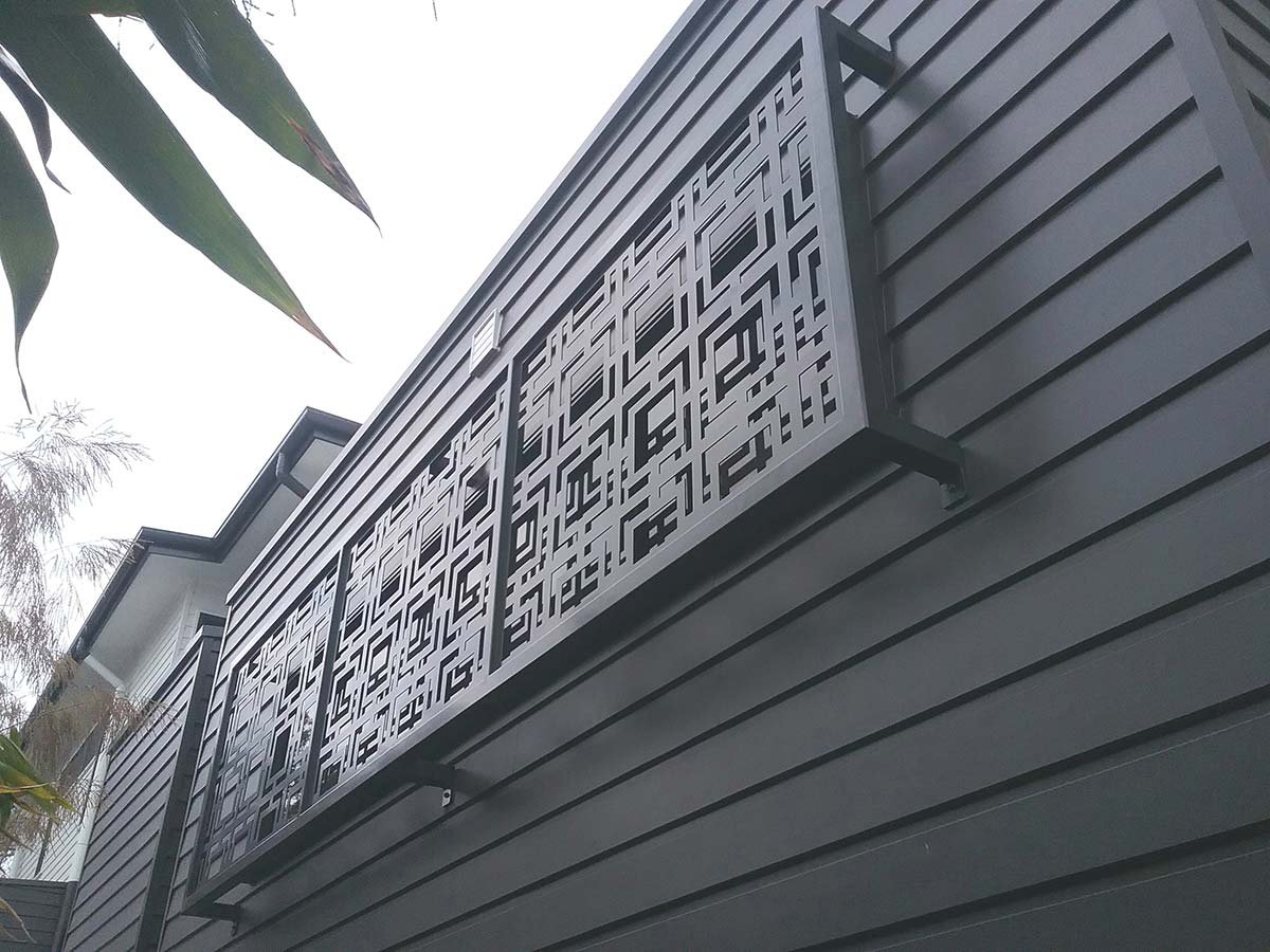 Bagaimana untuk Memilih Skrin Privasi Luar untuk Kehidupan Luar Moden?