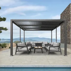 Adakah Louvered Pergolas Berdentum di Angin?