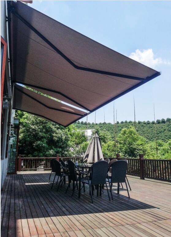 Awning Boleh Tarik Bermotor atau Manual Yang Perlu Saya Dapatkan？